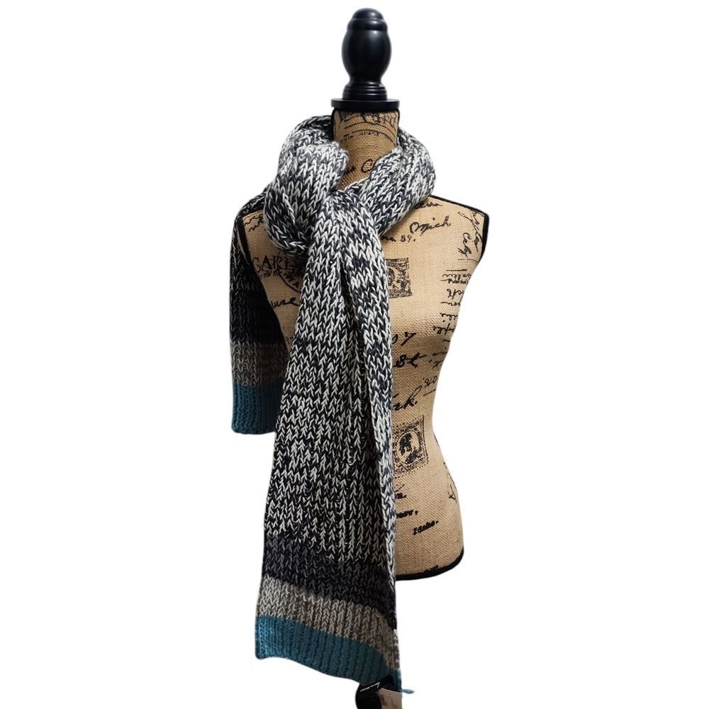 Lane Bryant Chunky Knit Winter Scarf Black White Teal Colorblock Cozy Warm